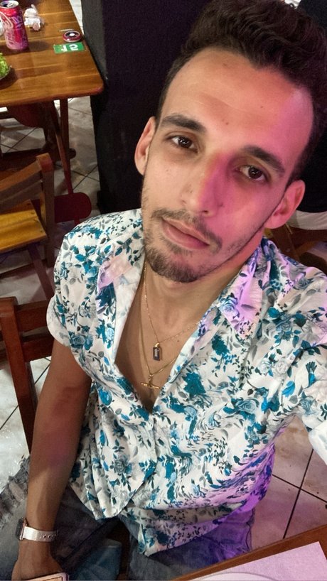 Foto di nudo di fuga di OnlyFans di Eddy Duarte