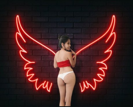 Foto di nudo di fuga di OnlyFans di Hania