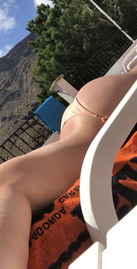 Foto di nudo di fuga di OnlyFans di Chlo