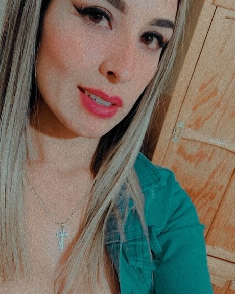 Foto di nudo di fuga di OnlyFans di Leah Raam