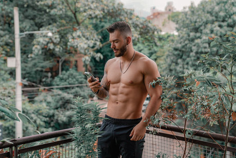 Foto di nudo di fuga di OnlyFans di Oliver Colt Curso
