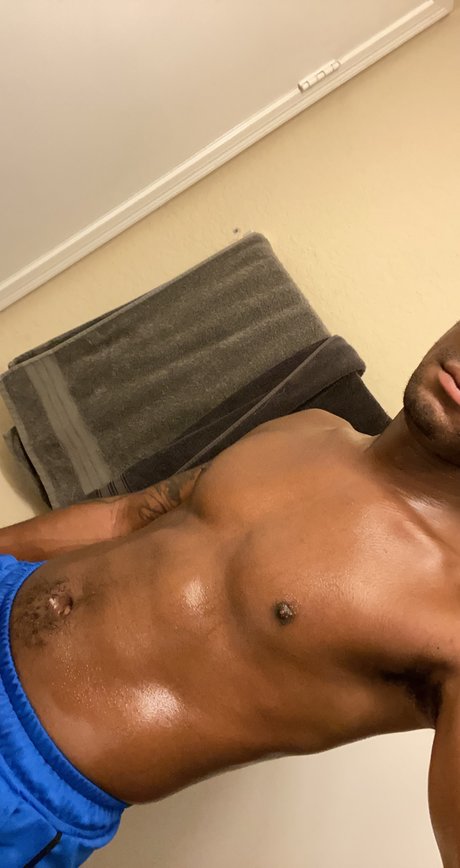 Foto di nudo di fuga di OnlyFans di Carter The New Cowboy