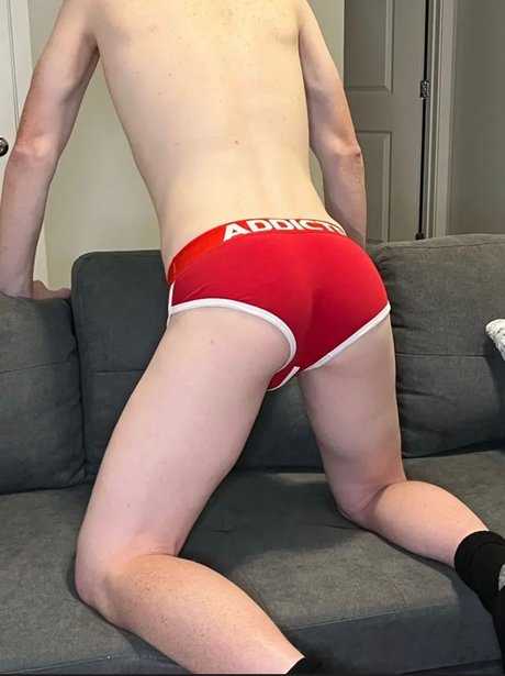 Foto di nudo di fuga di OnlyFans di Ginger Boy