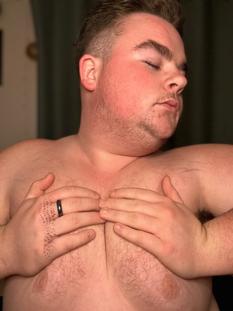 Foto di nudo di fuga di OnlyFans di Tyler Howell