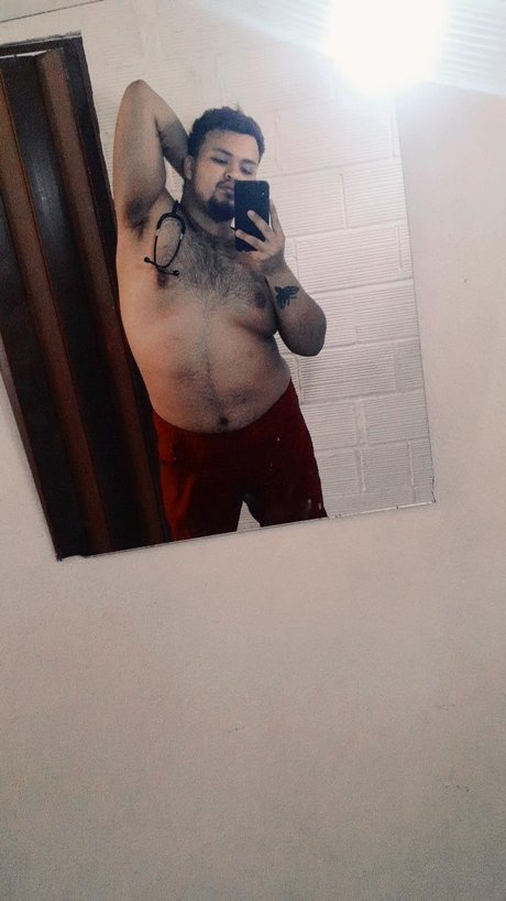 Foto di nudo di fuga di OnlyFans di Tomas Salto