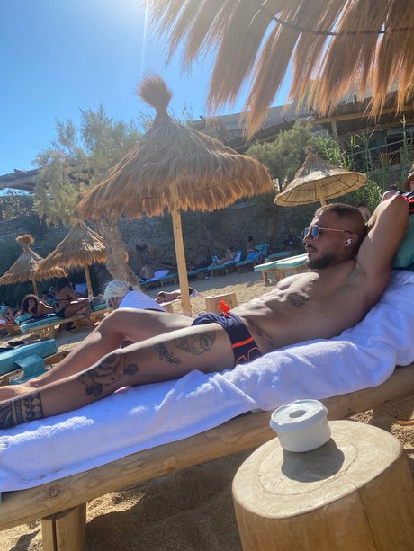 Foto di nudo di fuga di OnlyFans di Thor