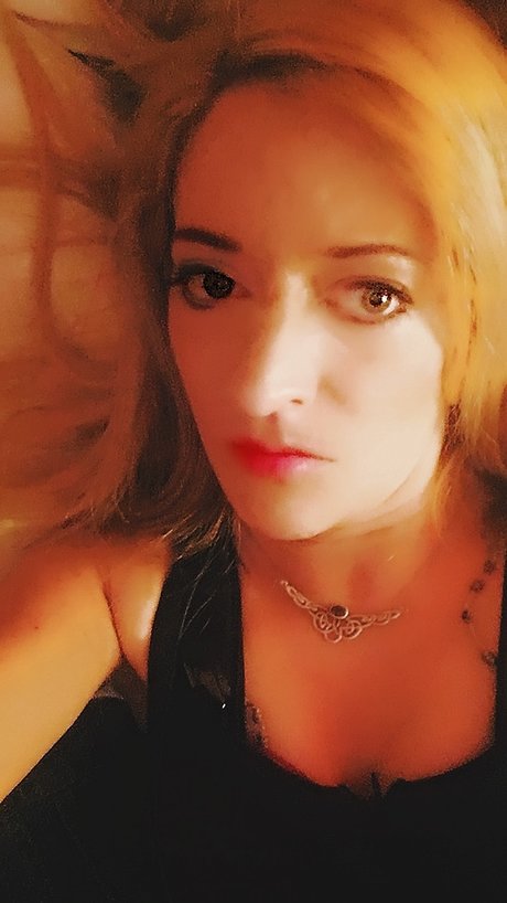 Foto di nudo di fuga di OnlyFans di Colette Blue
