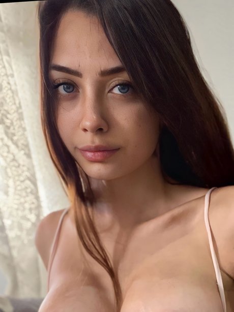 Foto di nudo di fuga di OnlyFans di Maddie 