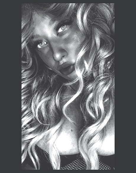 Foto di nudo di fuga di OnlyFans di Kitty