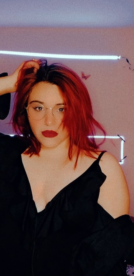 Foto di nudo di fuga di OnlyFans di Toxicairsoftgirl