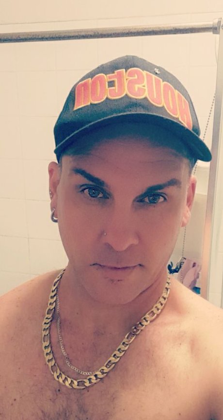 Izak David