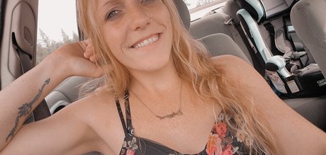 Foto di nudo di fuga di OnlyFans di Sara Gillespie