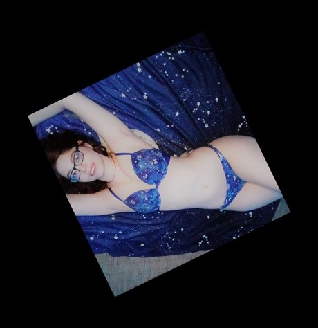 Foto di nudo di fuga di OnlyFans di Titaniaxscarlet
