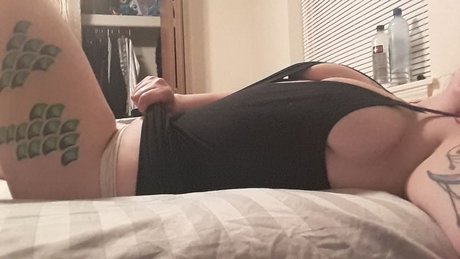 Submissivesiren69