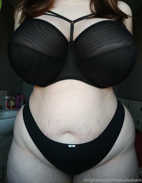 Foto di nudo di fuga di OnlyFans di Hattie