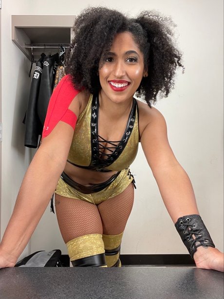 Marti Belle