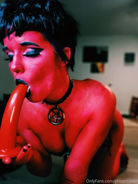 Foto di nudo di fuga di OnlyFans di Phoenfatale