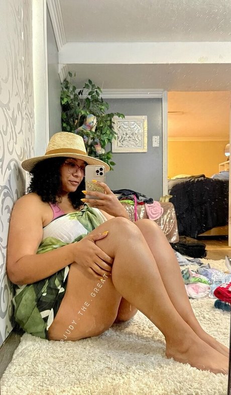 Foto di nudo di fuga di OnlyFans di Judy The Great