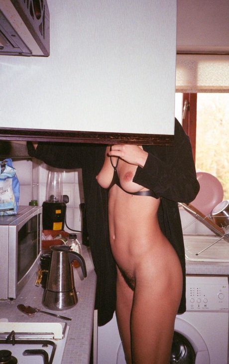 Foto di nudo di fuga di OnlyFans di Dulievre