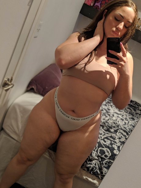 Anja Dee