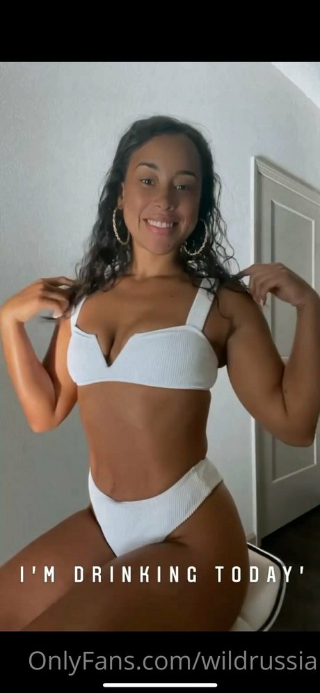 Foto di nudo di fuga di OnlyFans di Russia Jones