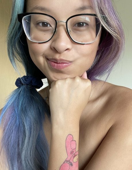 Foto di nudo di fuga di OnlyFans di Kendama Babe