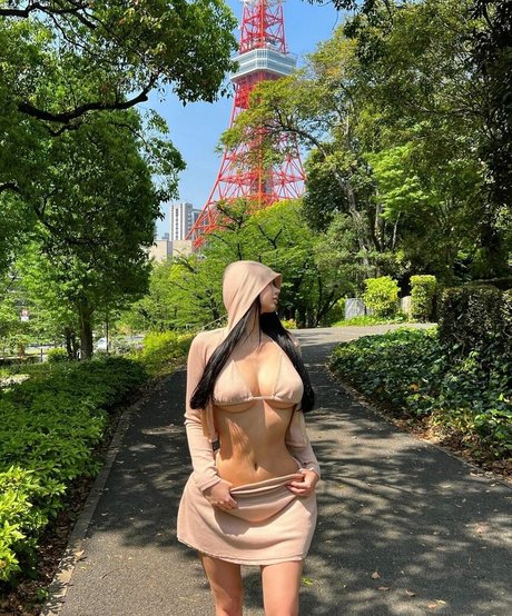 Foto di nudo di fuga di OnlyFans di Baek Si Young