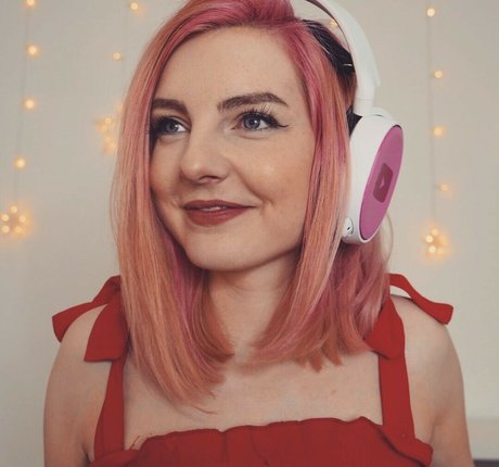 Foto di nudo di fuga di OnlyFans di Ldshadowlady