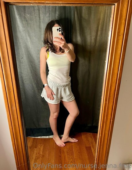 Foto di nudo di fuga di OnlyFans di Nursejennafree