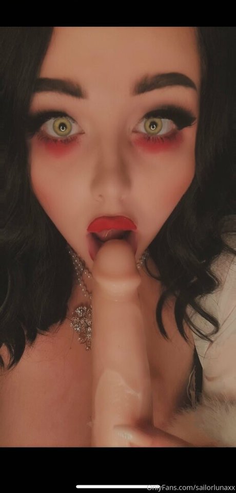Foto di nudo di fuga di OnlyFans di Sailorlunasenpai