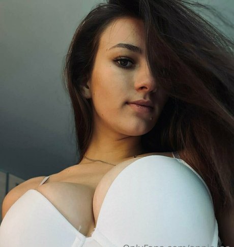 Annieaa