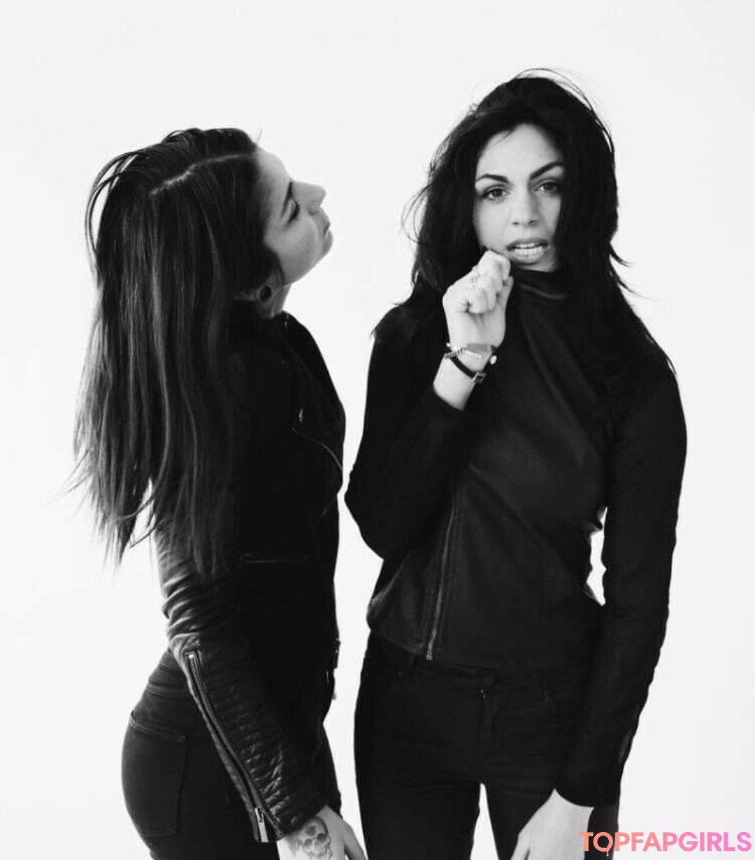 Foto di nudo di fuga di OnlyFans di Krewella #9 Foto di nudo di fuga di OnlyFans di Krewella #9