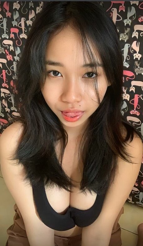 Foto di nudo di fuga di OnlyFans di Idbabygirl