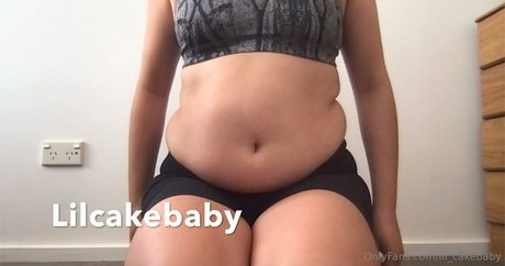 Foto di nudo di fuga di OnlyFans di Lilcakebaby