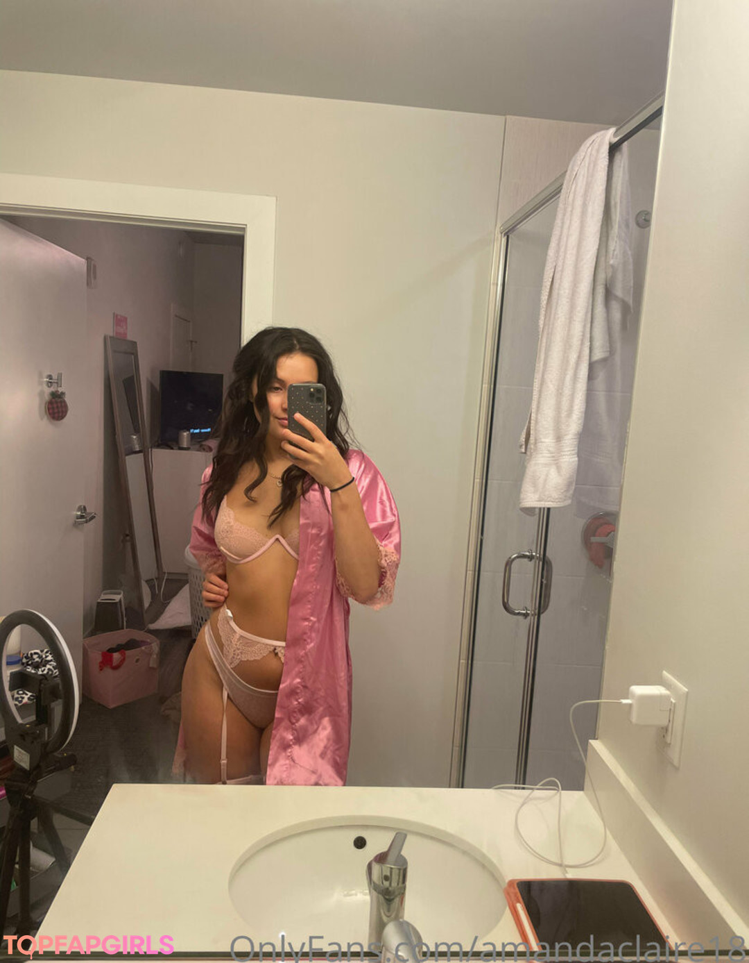 Foto di nudo di fuga di OnlyFans di Amandaclaire18 #91 Foto di nudo di fuga di OnlyFans di Amandaclaire18 #91