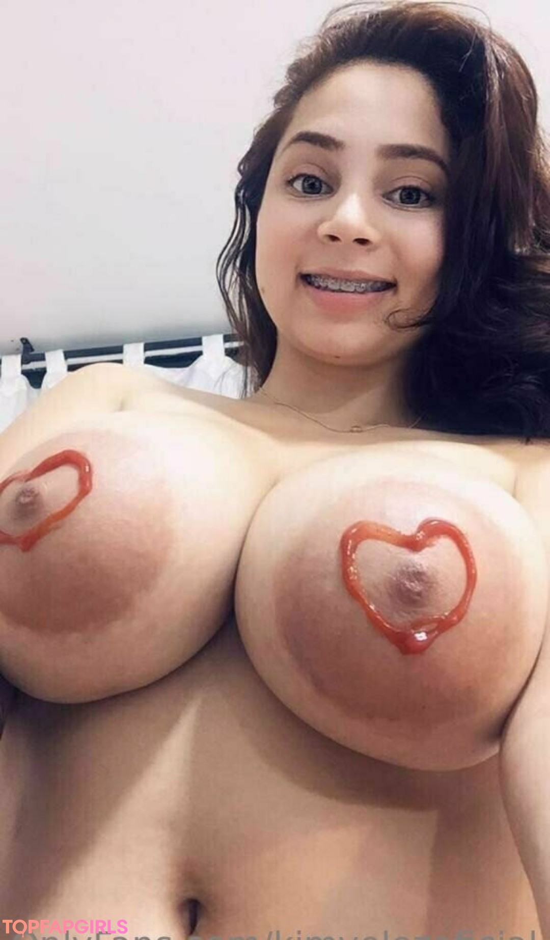 Foto di nudo di fuga di OnlyFans di Kimvelezoficial #232 Foto di nudo di fuga di OnlyFans di Kimvelezoficial #232