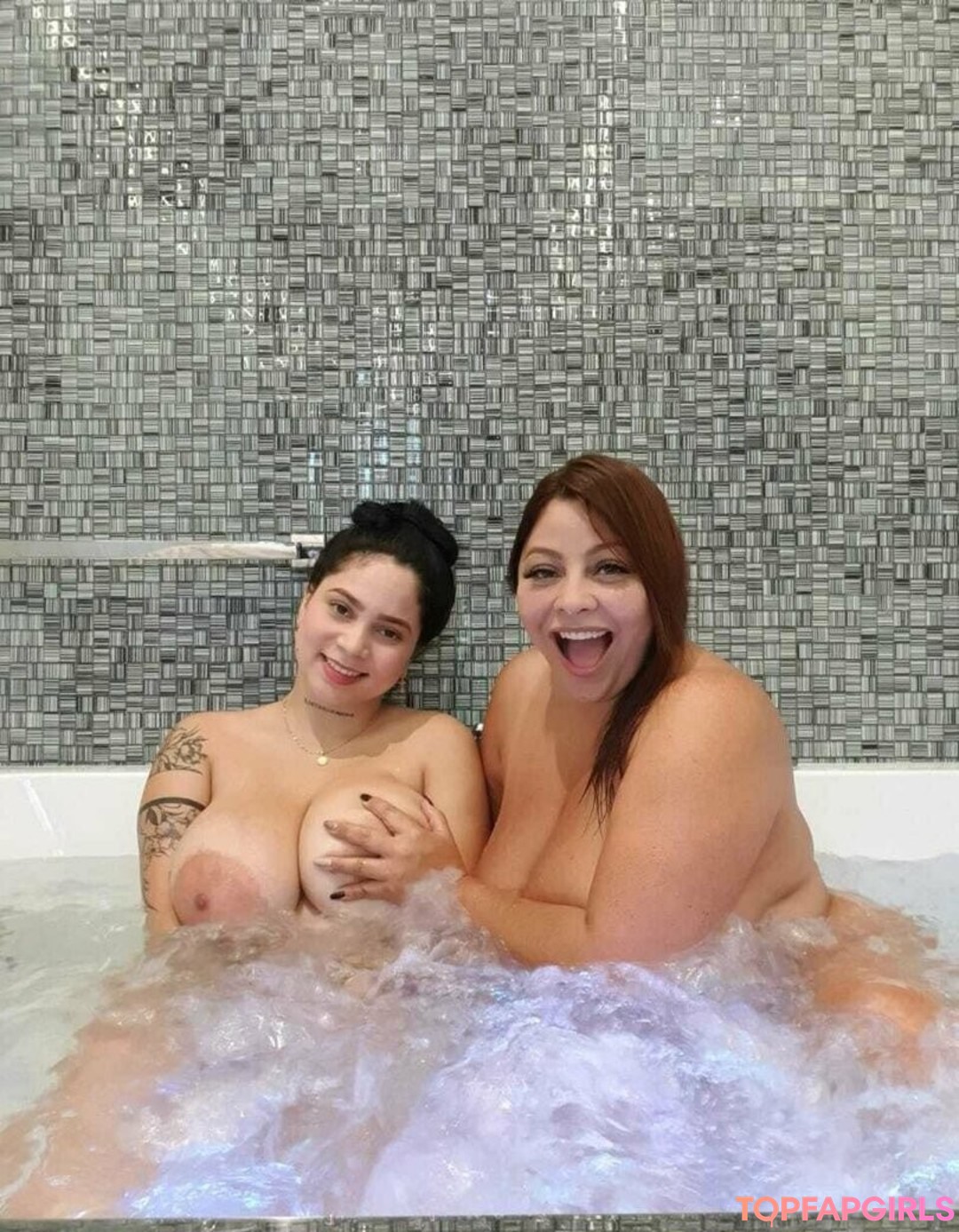 Foto di nudo di fuga di OnlyFans di Kimvelezoficial #53 Foto di nudo di fuga di OnlyFans di Kimvelezoficial #53