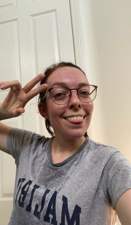 Foto di nudo di fuga di OnlyFans di Amanda Golka