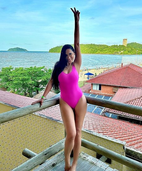 Foto di nudo di fuga di OnlyFans di Jaqueline Carvalho