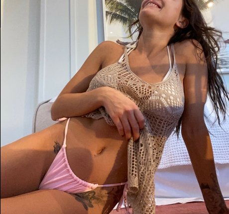 Foto di nudo di fuga di OnlyFans di Veronica May