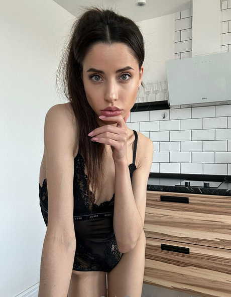 Foto di nudo di fuga di OnlyFans di Miaowen