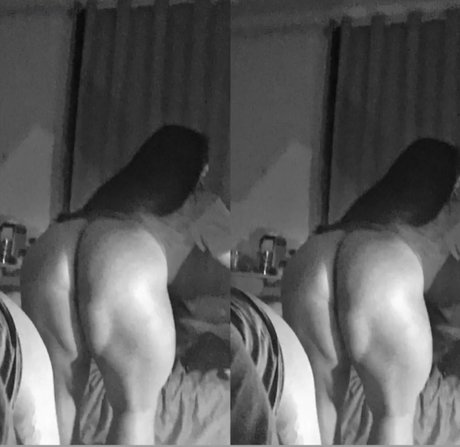 Foto di nudo di fuga di OnlyFans di Guohui