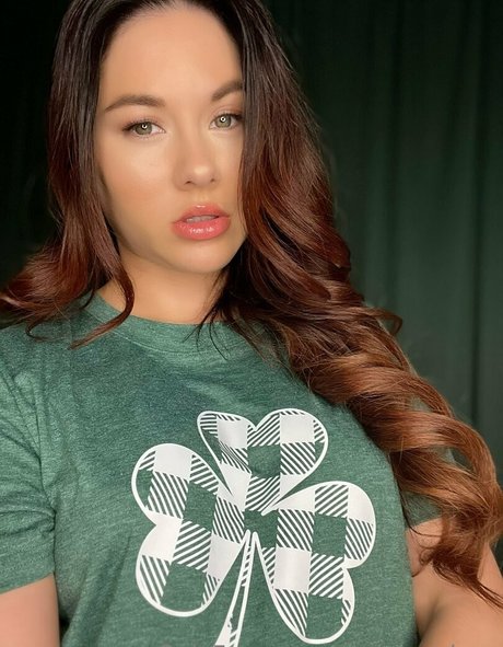 Foto di nudo di fuga di OnlyFans di Shylajennings