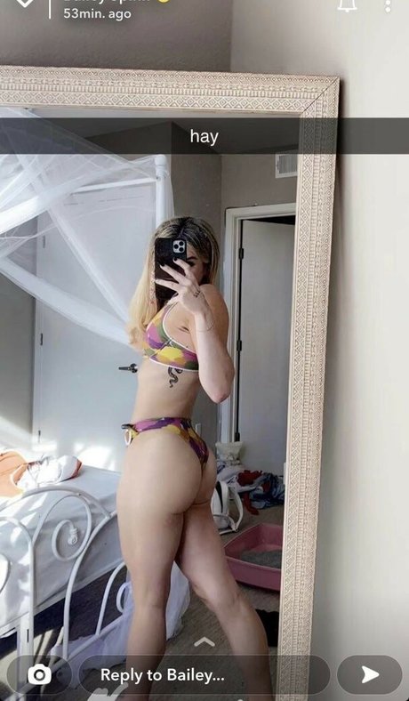 Foto di nudo di fuga di OnlyFans di Baileyspinn