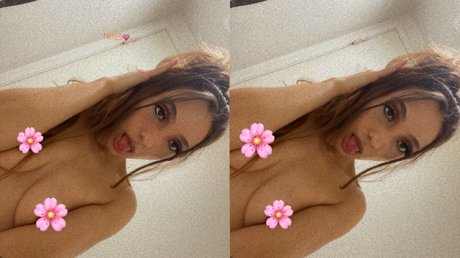 Foto di nudo di fuga di OnlyFans di Triss