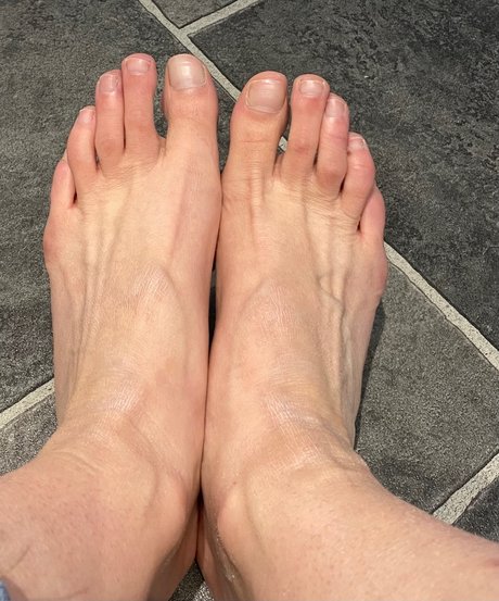 Foto di nudo di fuga di OnlyFans di Fancyfeet2022