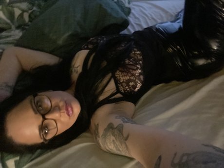 Foto di nudo di fuga di OnlyFans di Ladydoris87