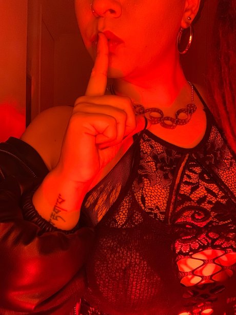 Foto di nudo di fuga di OnlyFans di Meu Lado B 
