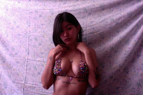Foto di nudo di fuga di OnlyFans di Miaumiau