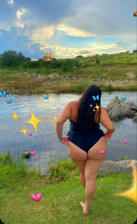 Foto di nudo di fuga di OnlyFans di Latina Angelvip